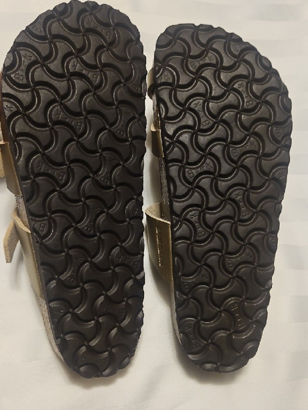 Birkenstock Mayari Gold Sandals - Picture 4 of 4